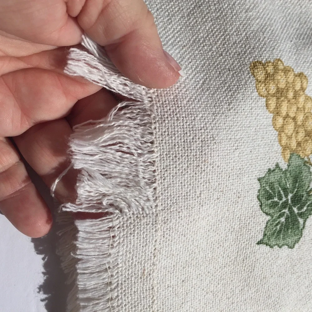 Vintage Monticello Grape Linen Towel/Napkin (4)